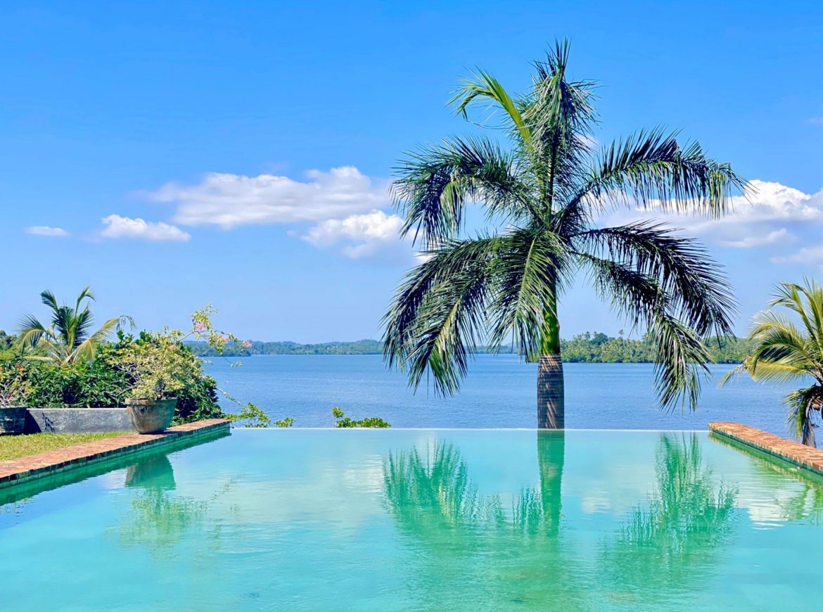 Дом на шри ланке. Коггала Лагуна. Озеро Коггала. Koggala Lagoon Sri Lanka. Озеро Ратгама Шри Ланка.