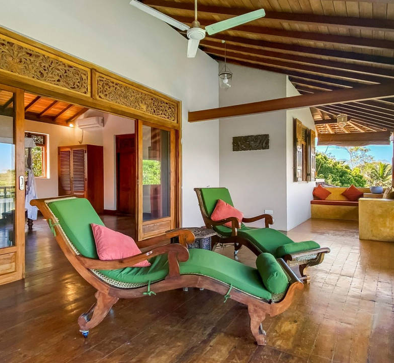 Koggala Lagoon Villa