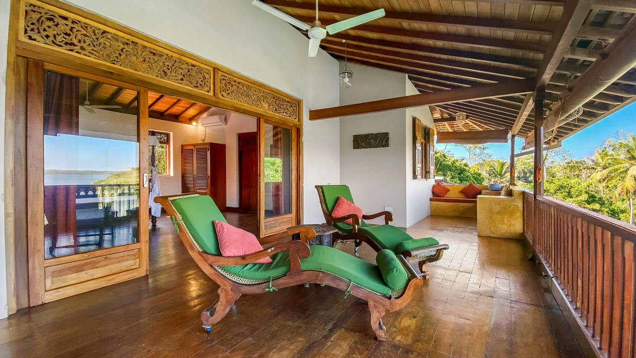 Koggala Lagoon Villa