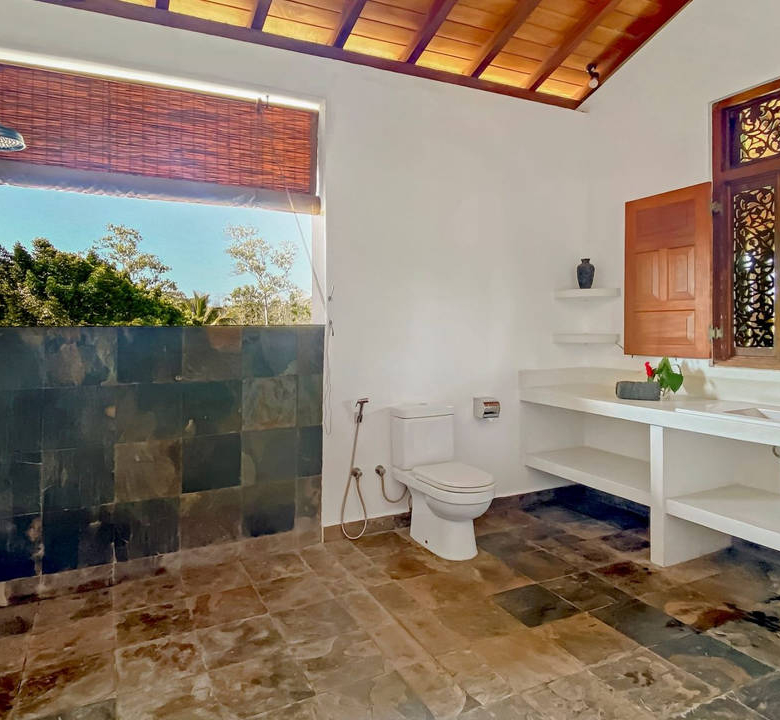 Koggala Lagoon Villa