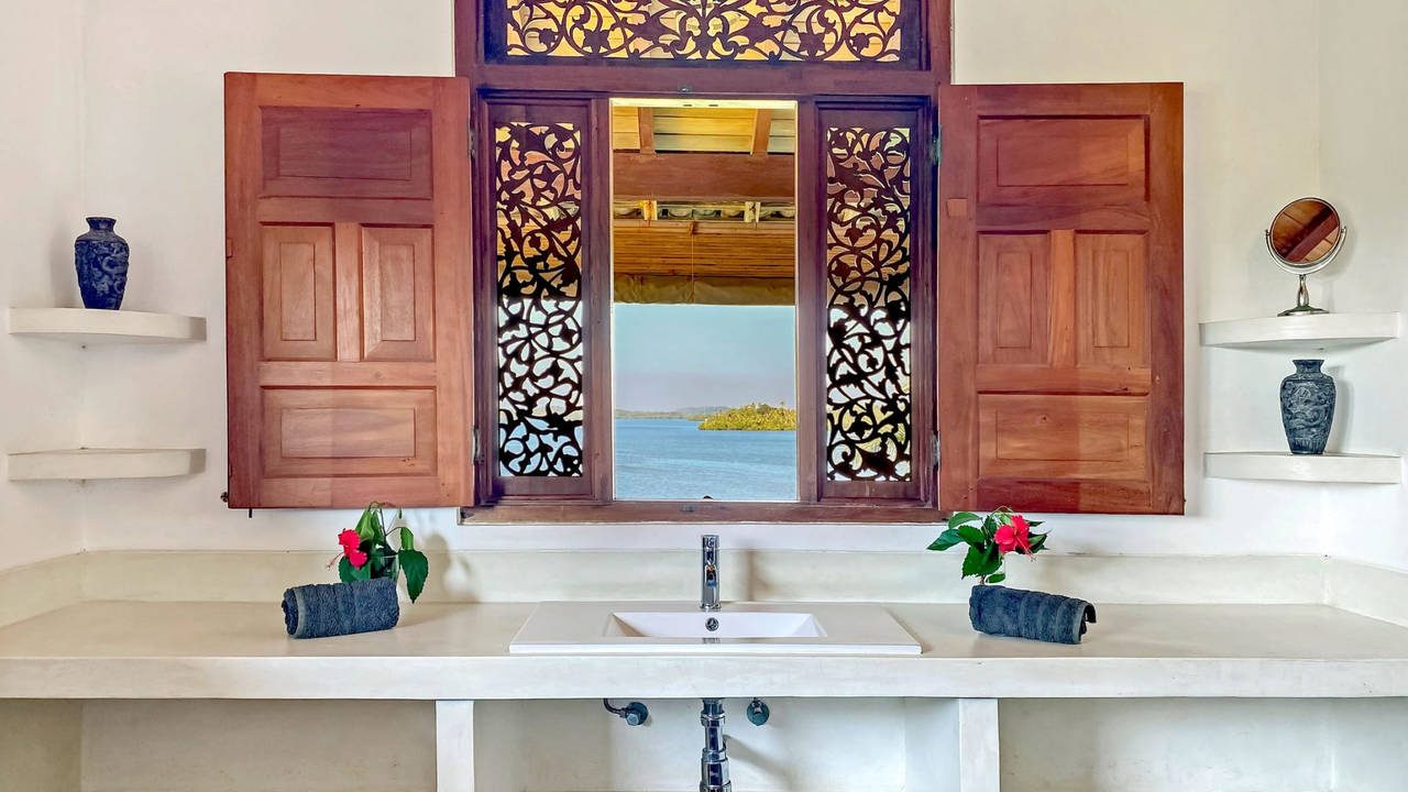 Koggala Lagoon Villa