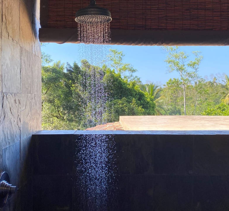 Koggala Lagoon Villa