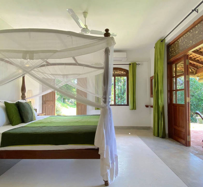 Koggala Lagoon Villa
