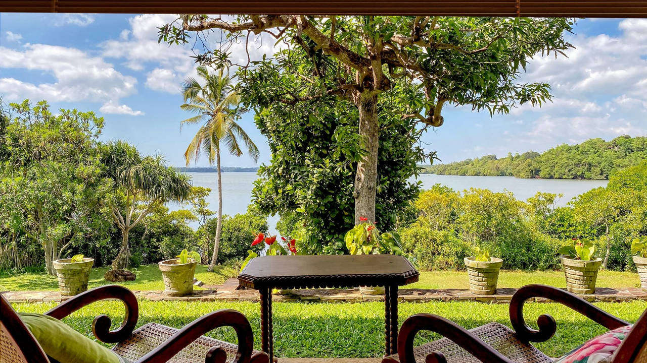 Koggala Lagoon Villa