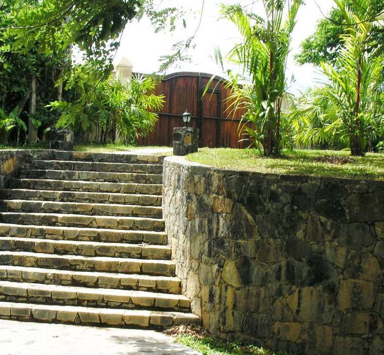 Koggala Lagoon Villa