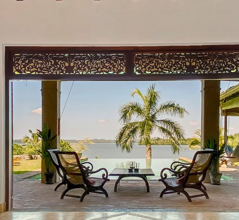 Koggala Lagoon Villa