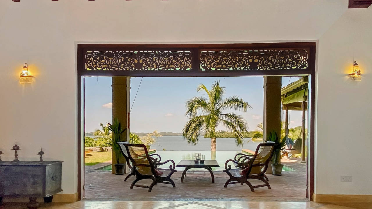 Koggala Lagoon Villa
