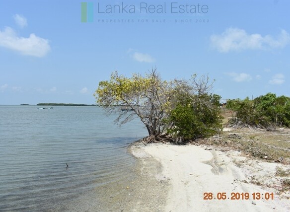Fourteen acre lagoon front near Kalpitiya