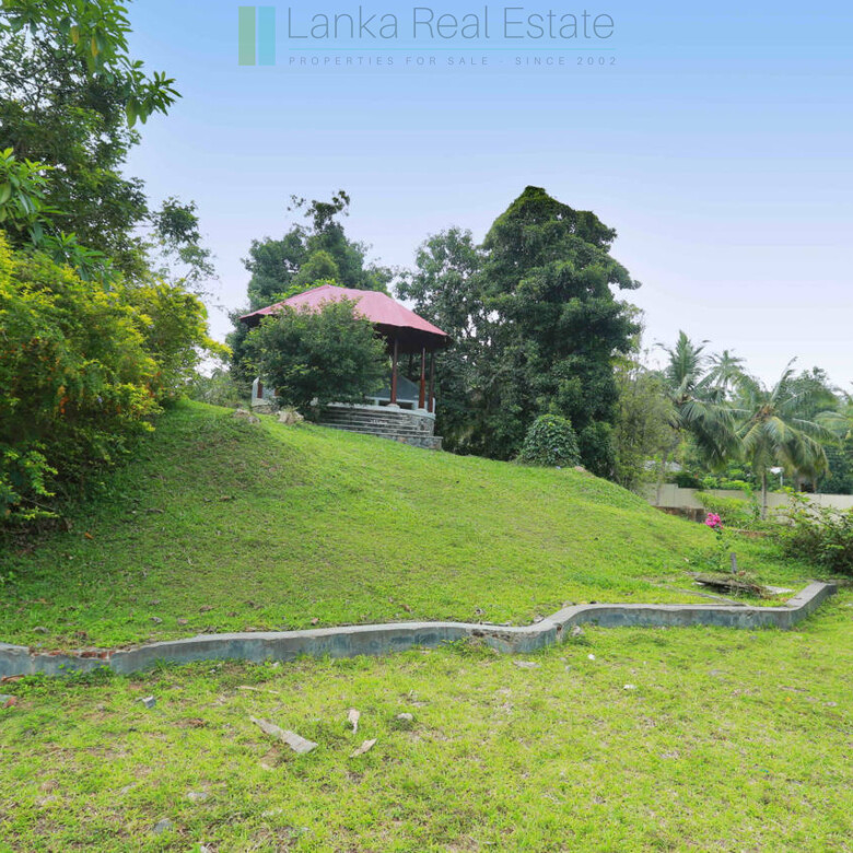 Villa development site near Talpe
