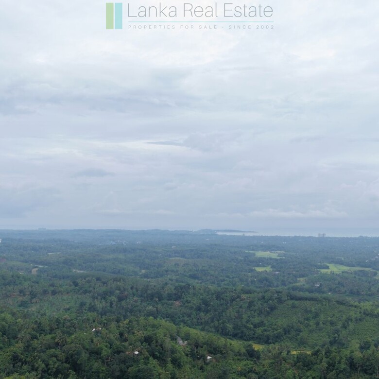 Large elevated development plot near Weligama Beach