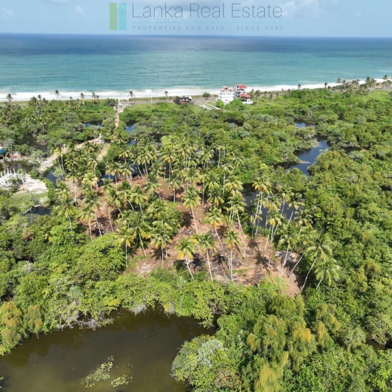 Waterside paradise near the beach
