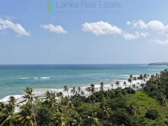 Stunning seven acre beachfront near Dikwella