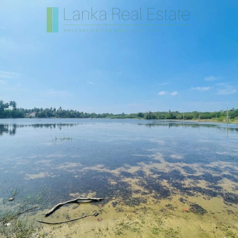 Lakefront plot near Ranna Beach