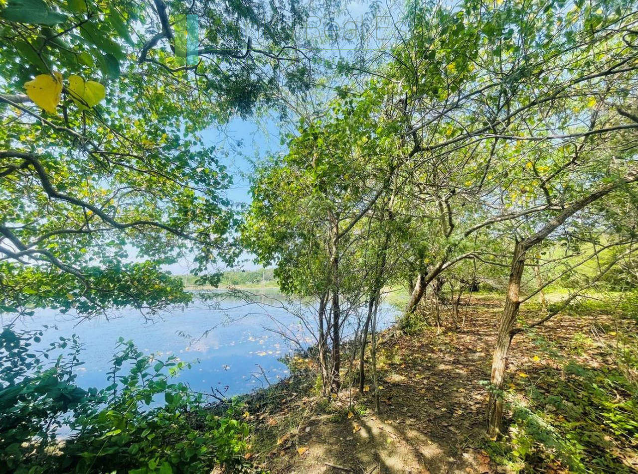 Lakefront plot near Ranna Beach