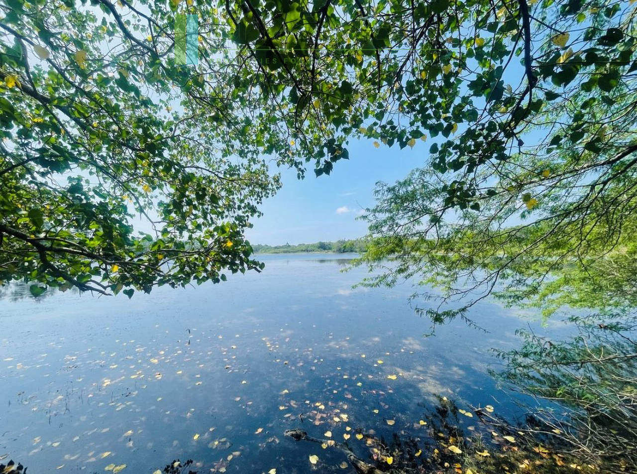 Lakefront plot near Ranna Beach
