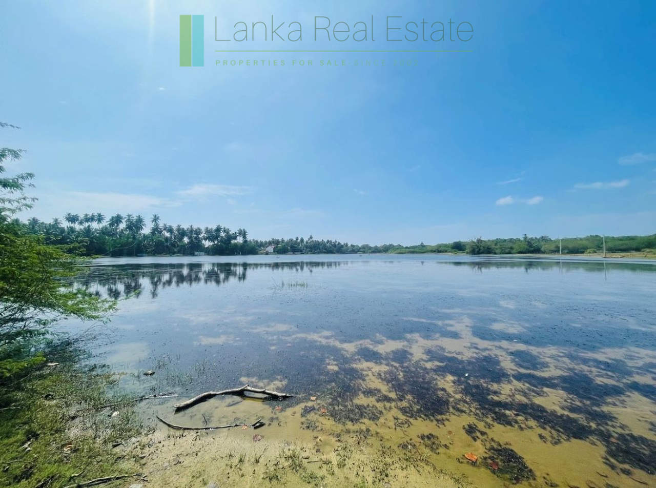 Lakefront plot near Ranna Beach