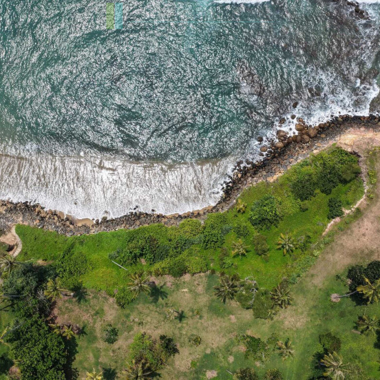 Lovely old house on enviable Weligama clifftop plot