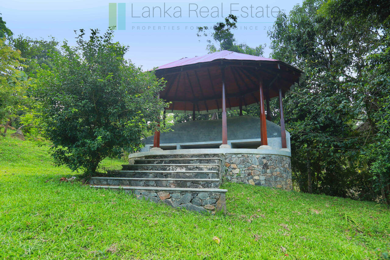 Villa development site near Talpe