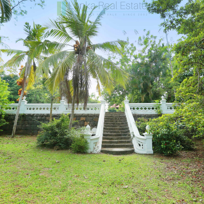 Villa development site near Talpe