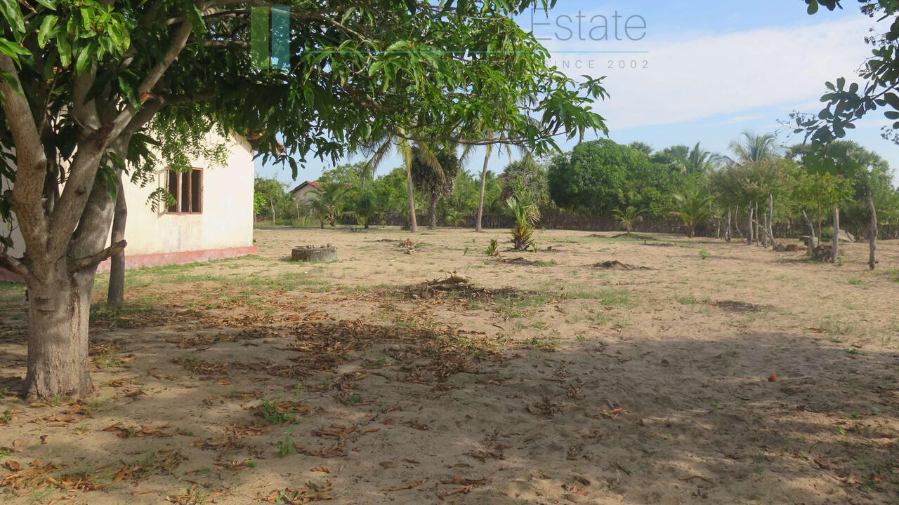 Building plot near Whisky Point, Arugam Bay