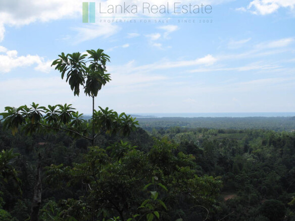 Ten acres with exceptional views over Weligama Bay