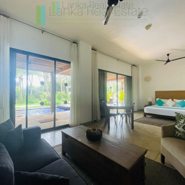 Luxury beachfront villa near Bentota