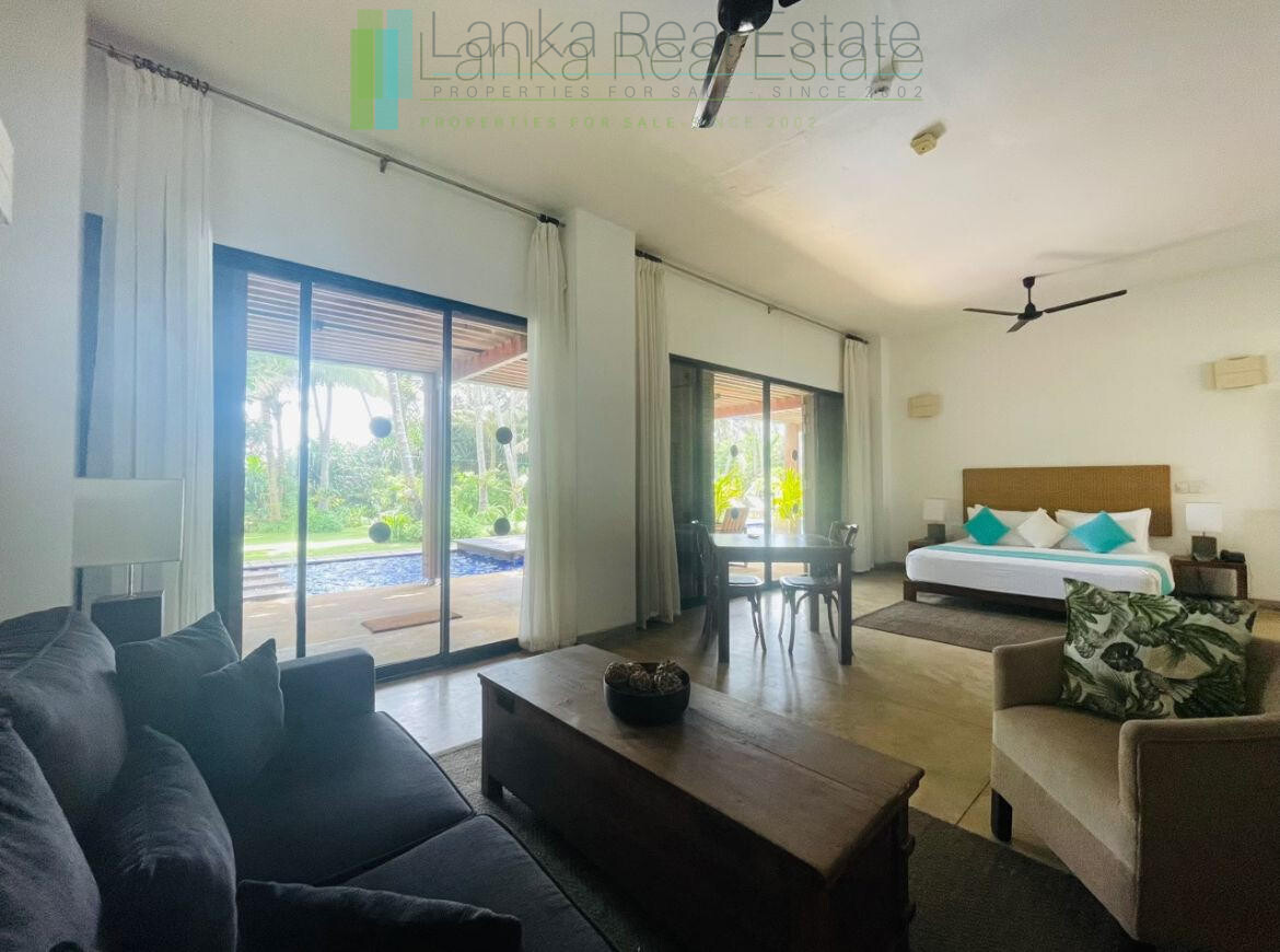 Luxury beachfront villa near Bentota