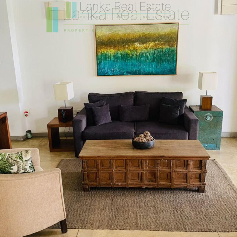 Luxury beachfront villa near Bentota