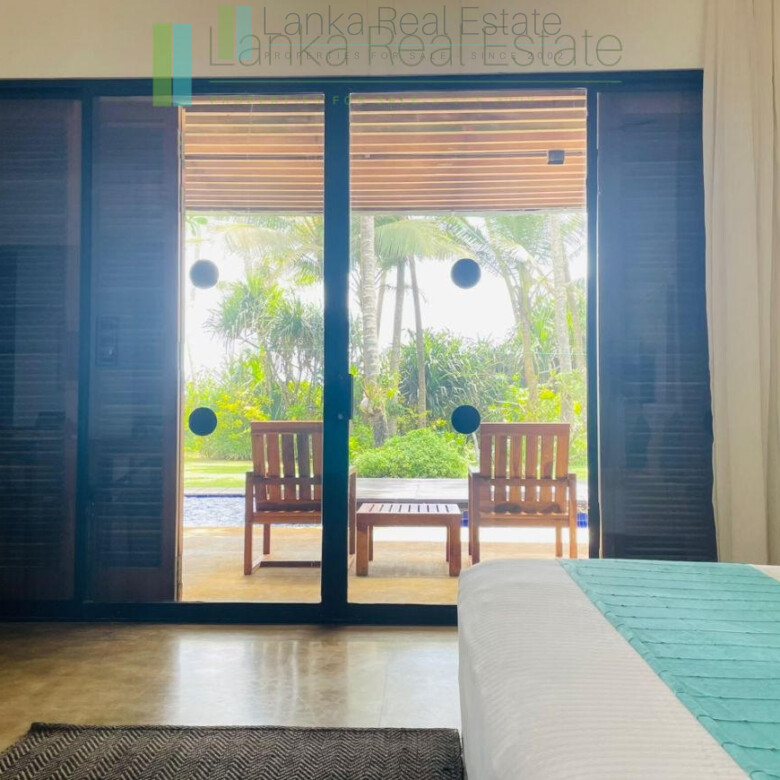 Luxury beachfront villa near Bentota