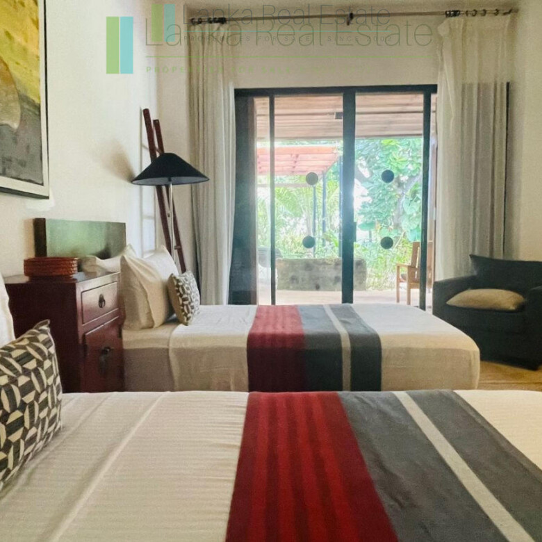 Luxury beachfront villa near Bentota