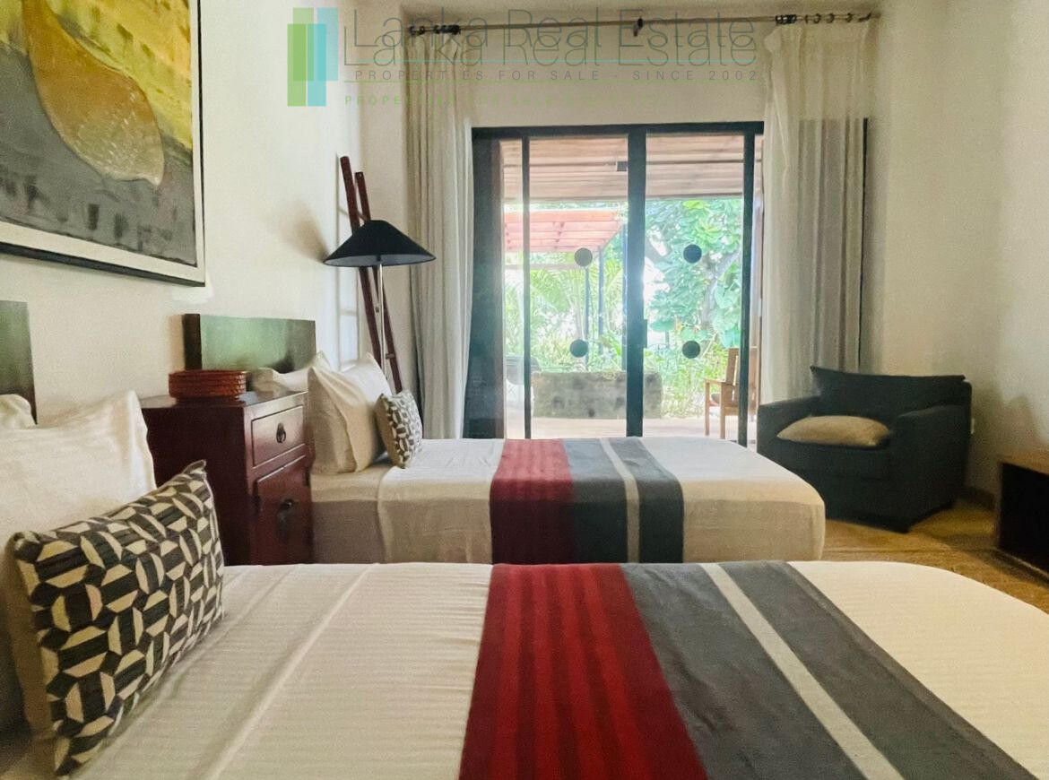 Luxury beachfront villa near Bentota