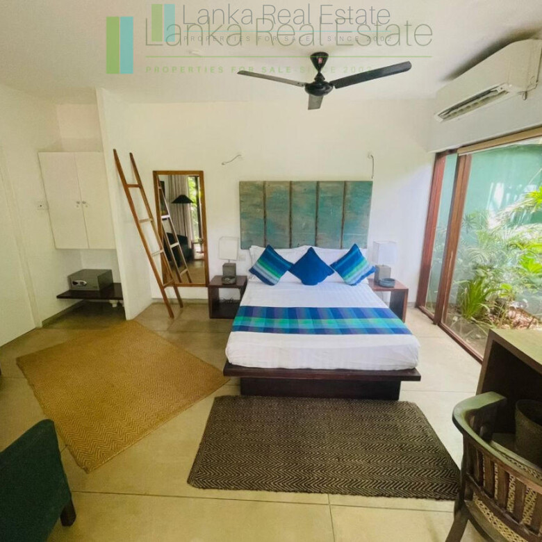 Luxury beachfront villa near Bentota