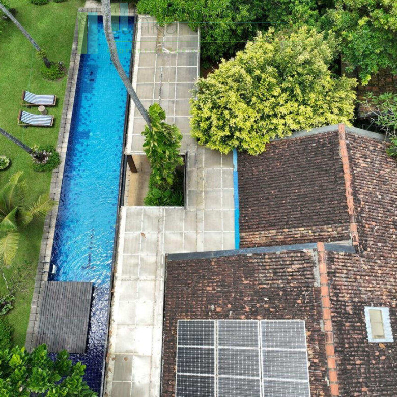 Luxury beachfront villa near Bentota