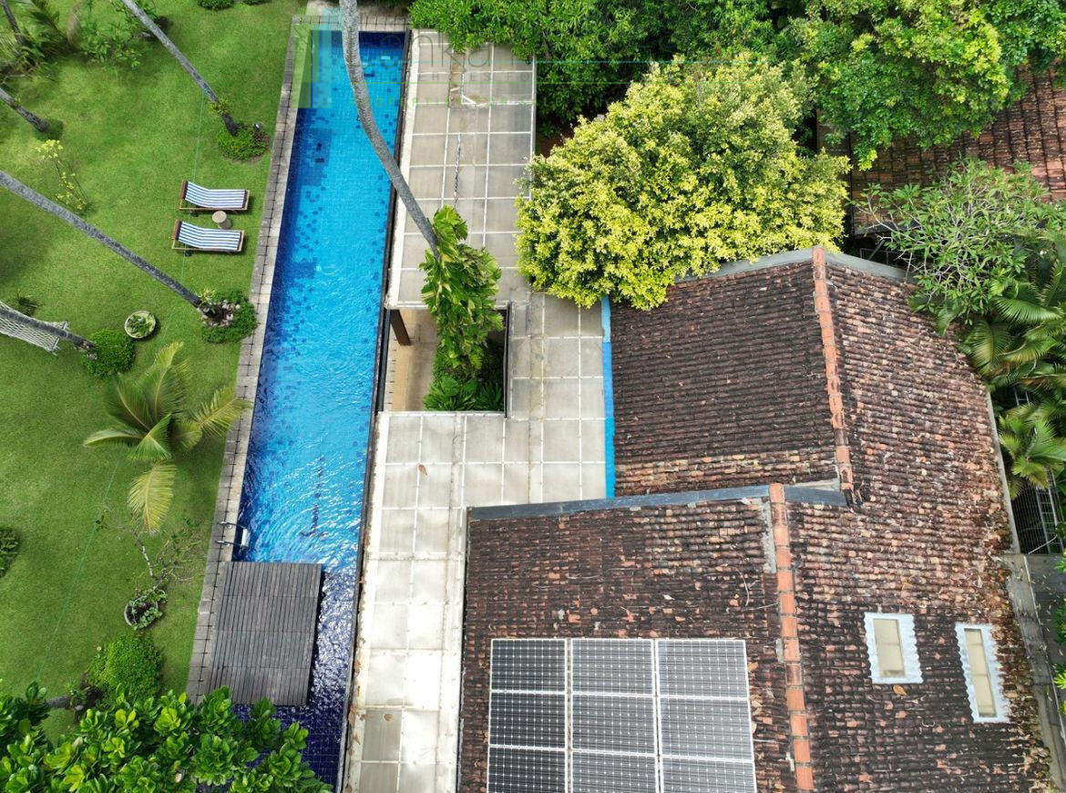Luxury beachfront villa near Bentota