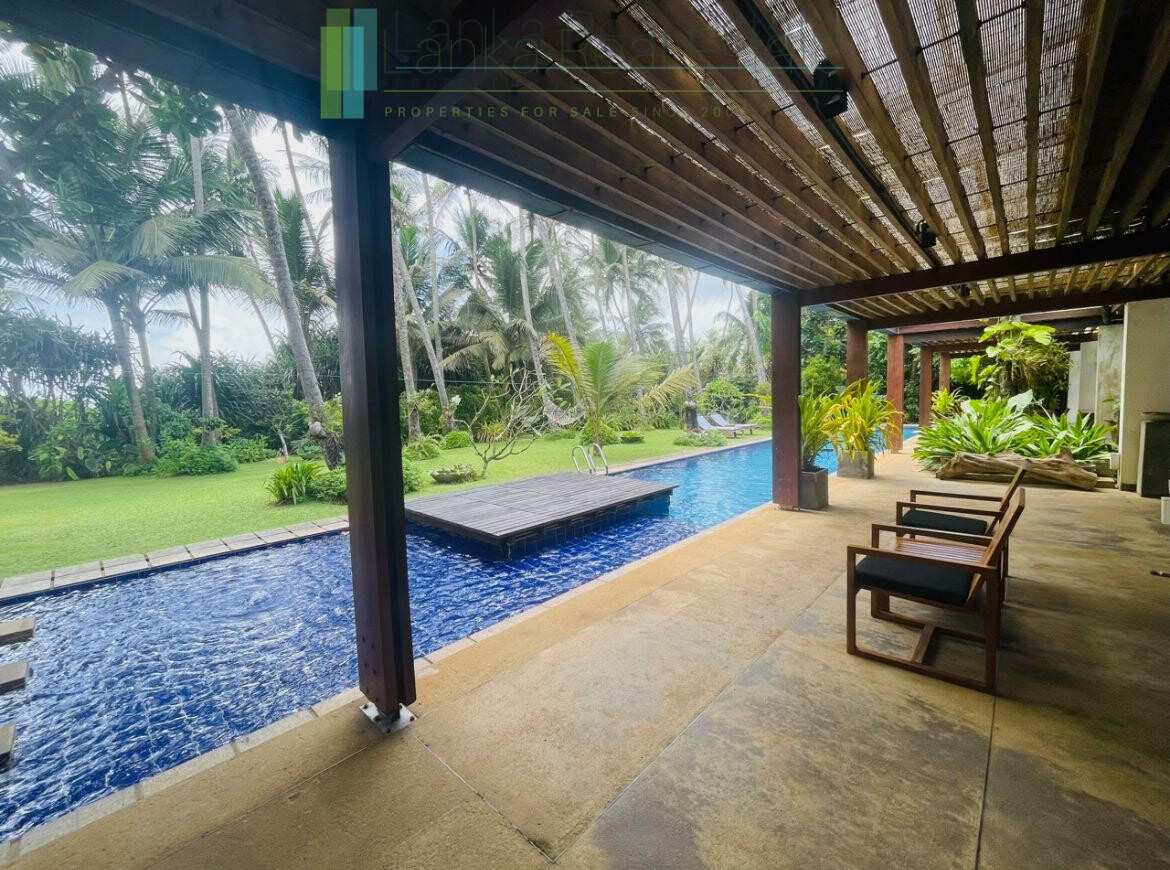 Luxury beachfront villa near Bentota
