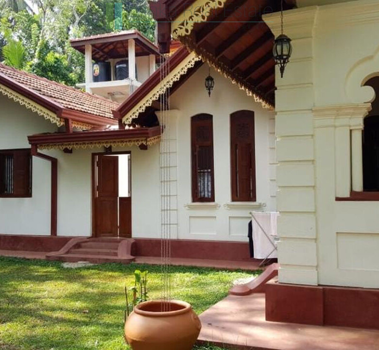 Renovated colonial villa at Kottegoda
