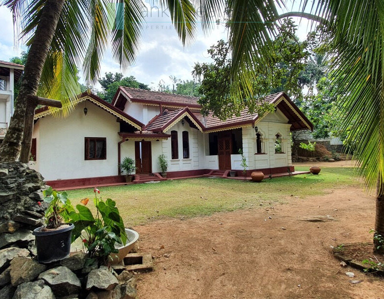 Renovated colonial villa at Kottegoda
