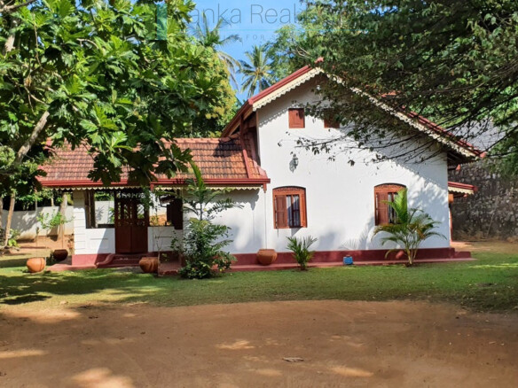 Renovated colonial villa at Kottegoda