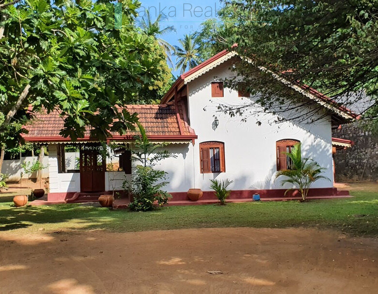 Renovated colonial villa at Kottegoda