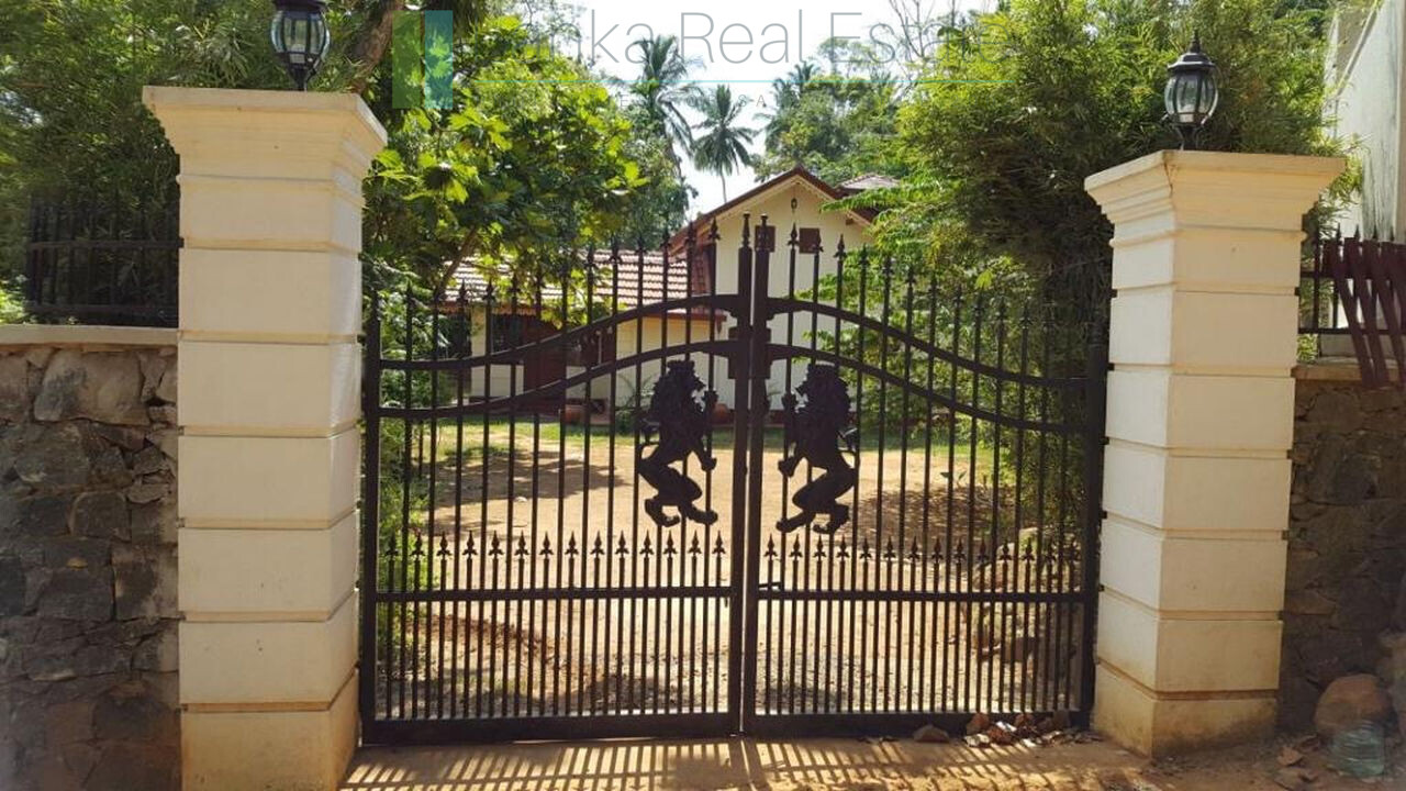 Renovated colonial villa at Kottegoda