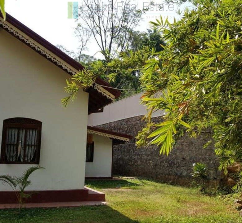 Renovated colonial villa at Kottegoda