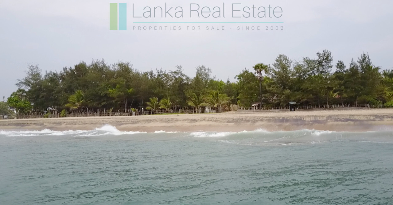 Small beachfront plot in Arugam Bay