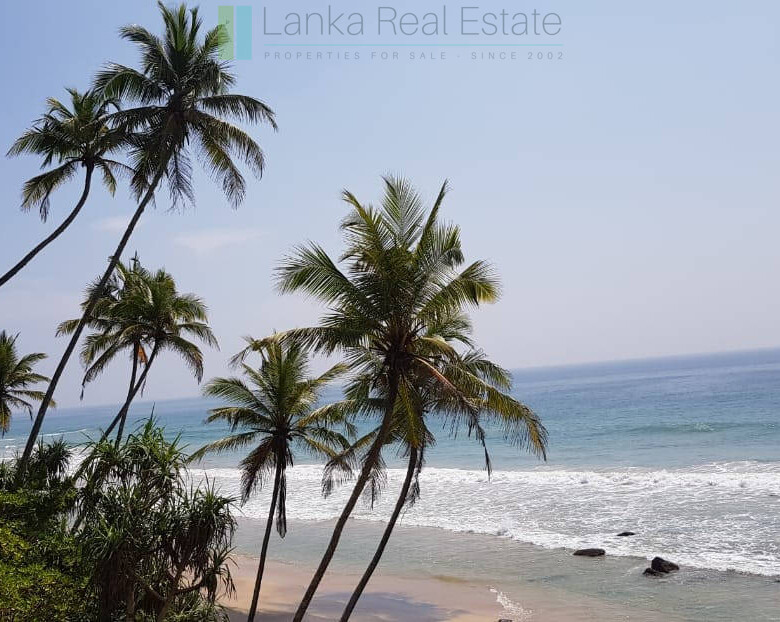 Stunning seven acre beachfront near Dikwella