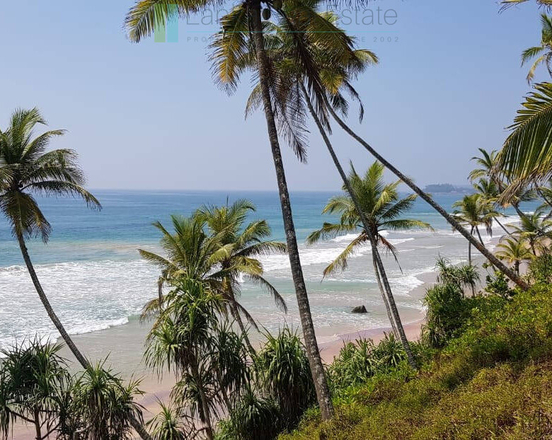 Stunning seven acre beachfront near Dikwella