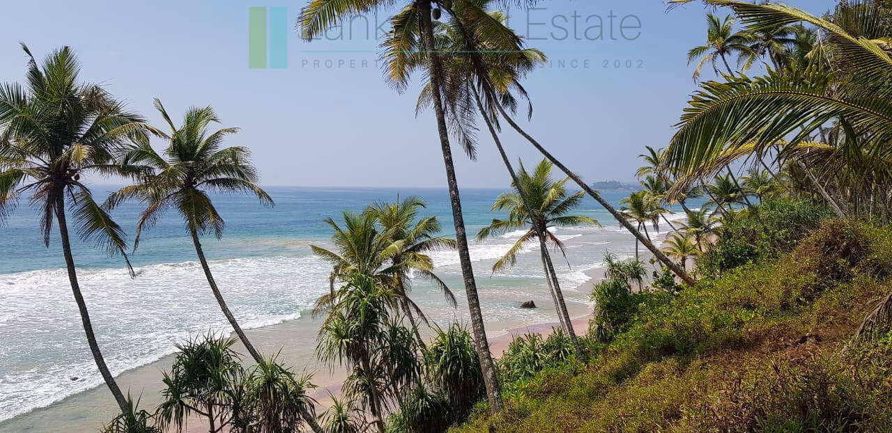 Stunning seven acre beachfront near Dikwella