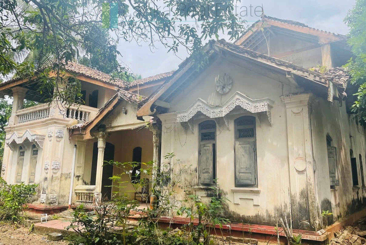 Period house for renovation