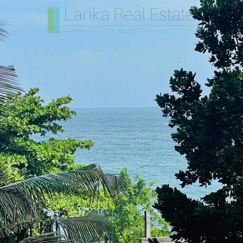 Elevated plot with ocean views at Talalla