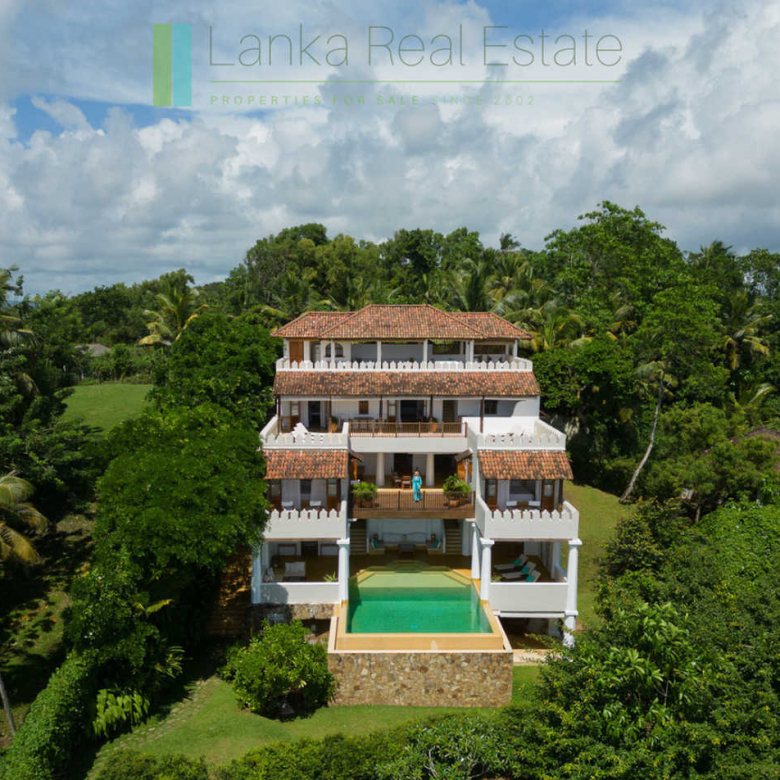 Exceptional architect-designed luxury villa in Weligama