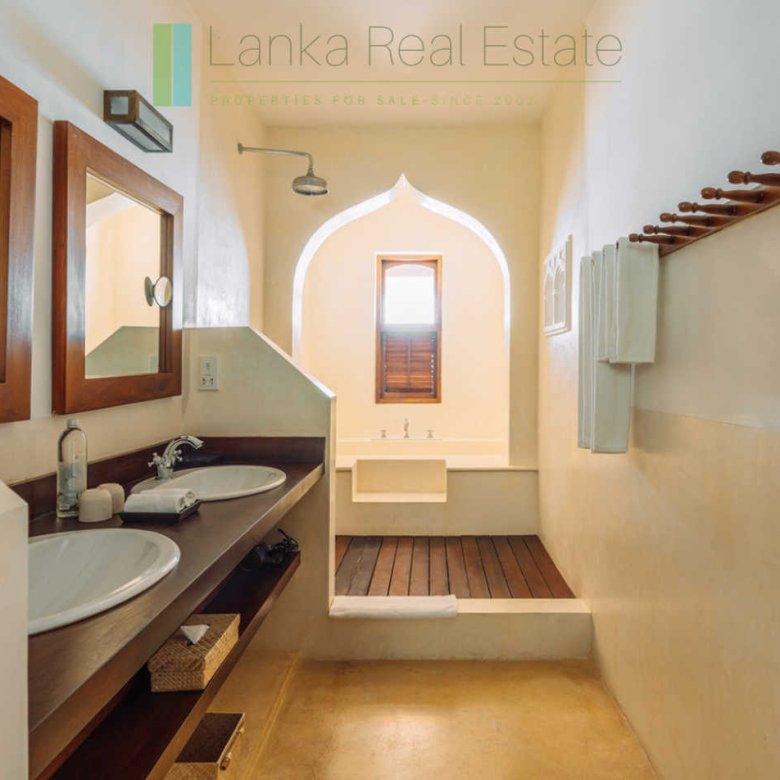 Exceptional architect-designed luxury villa in Weligama