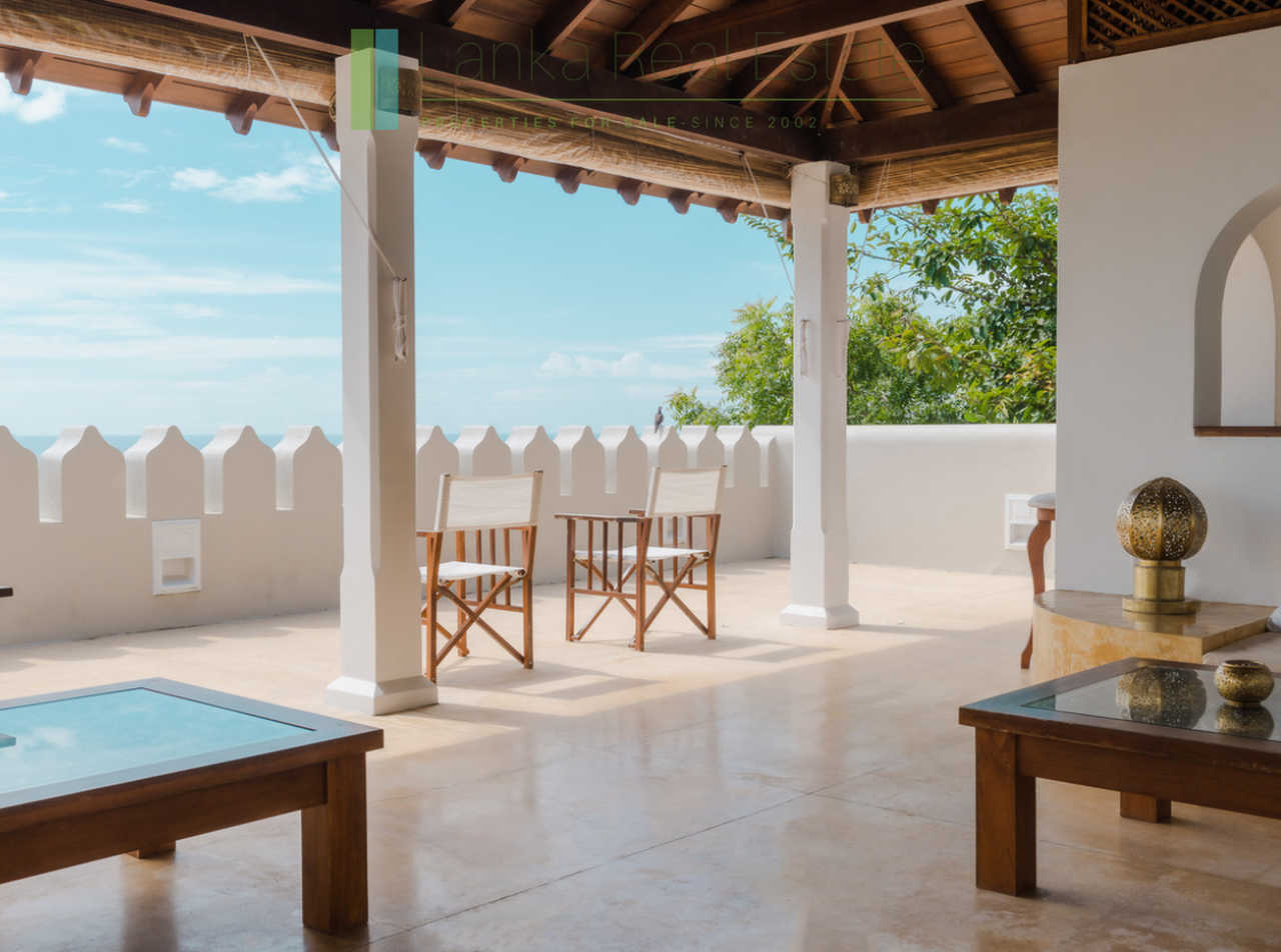 Exceptional architect-designed luxury villa in Weligama
